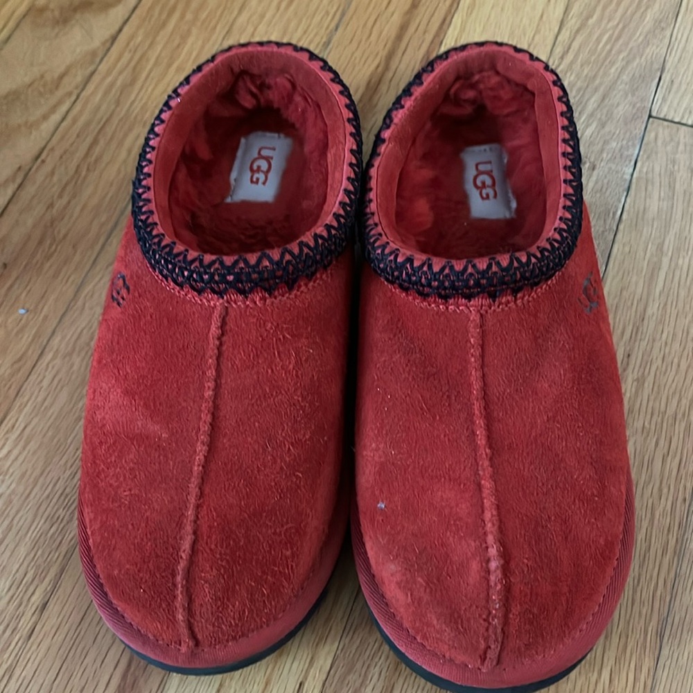 UGG Tasman Slipper